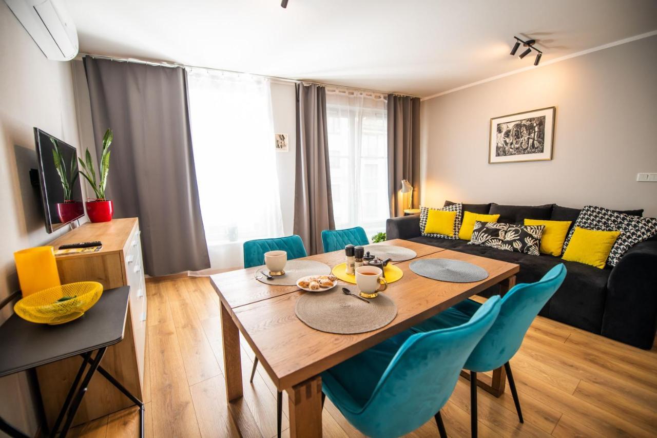 Apartament Miodowa 42 Z Miejscem Parkingowym Kraków Exteriör bild